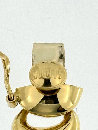 d8ac7d1b-7100-49fc-7679-53d028a4aa00