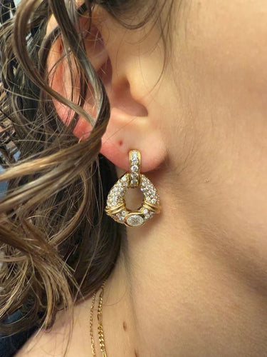 Boucles d'oreilles Boucles d'oreilles en or jaune 18 carats avec diamants 2,50 ct 58 Facettes