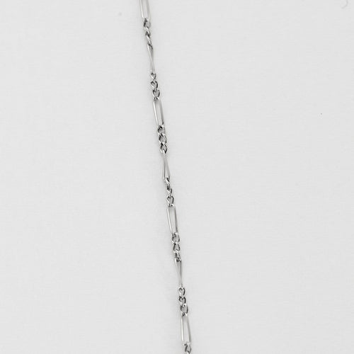 Collier Collier négligé en or blanc 18K avec saphirs et diamants 58 Facettes B250609