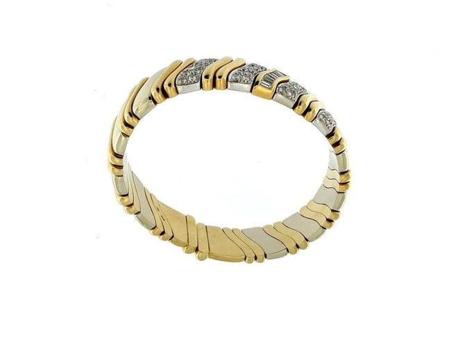 Bracelet Bracelet manchette italien en or jaune et or blanc avec diamants 58 Facettes