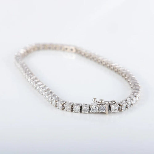 Bracelet Bracelet rivière en or blanc 750 et diamants env. 4 ct 58 Facettes 220407