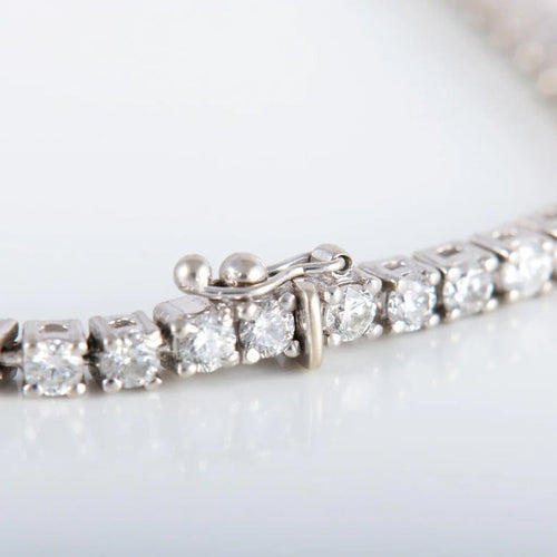 Bracelet Bracelet rivière en or blanc 750 et diamants env. 4 ct 58 Facettes 220407