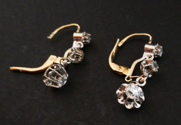 Boucles d'oreilles Boucles d’oreilles dormeuses en or et diamants vers 1920 58 Facettes