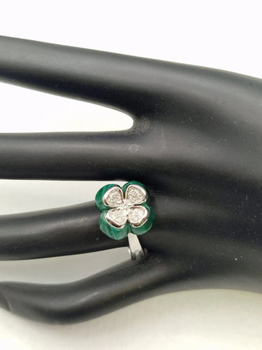 e475a177-c4e7-4285-b75c-af7318458800