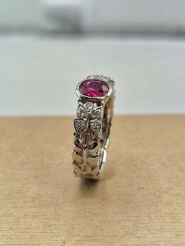 Bague 55 Bague solitaire rubis et diamants en or blanc 18 carats 58 Facettes