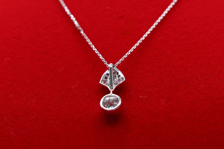Pendentif Pendentif en platine avec diamants, vers 1925 58 Facettes 240658