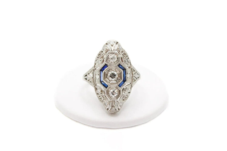 Bague 53 Bague marquise 1930 en platine, diamants et saphirs 58 Facettes 250309