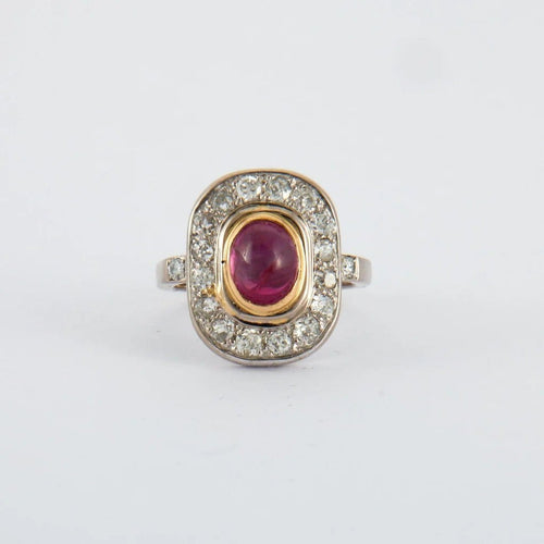 Bague 56 Bague en or jaune et blanc, rubis et diamants 58 Facettes
