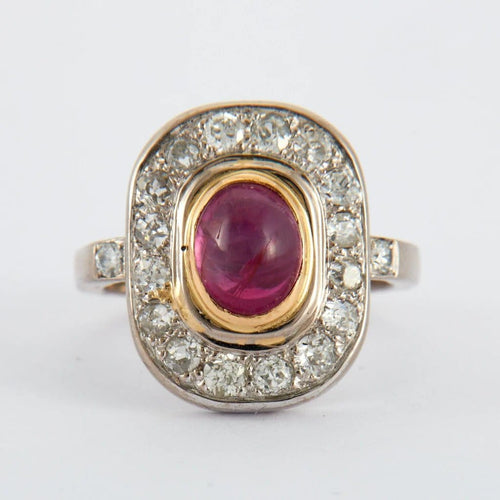Bague 56 Bague en or jaune et blanc, rubis et diamants 58 Facettes