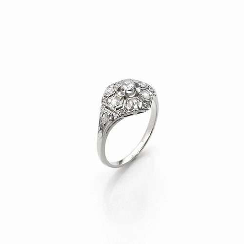 Bague 54 Bague ancienne années 1940 en or blanc 18 carats et platine, diamants 58 Facettes