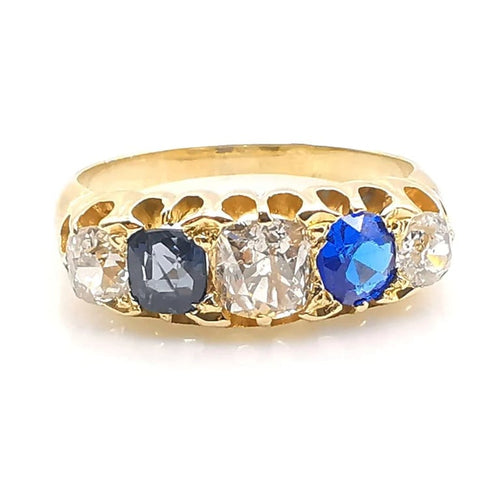Bague 55 Bague ancienne en or jaune 18 carats, diamants et saphirs 58 Facettes