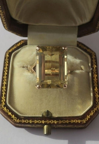 Bague 55 Bague cocktail en or rose et citrine 13 carats 58 Facettes