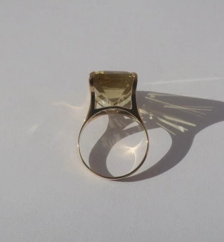 Bague 55 Bague cocktail en or rose et citrine 13 carats 58 Facettes