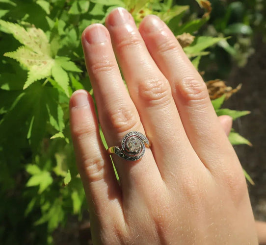 Bague 50 Tourbillon - Bague en or jaune, platine et diamants 58 Facettes