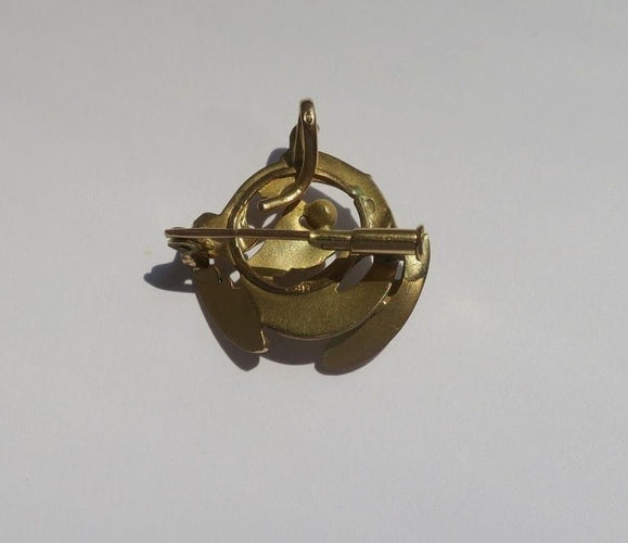 Broche Broche chimère en or jaune 18 carats et perle 58 Facettes