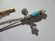 Broche Broche épingle - Épée en or rose 18 carats, diamants, perles et turquoise 58 Facettes