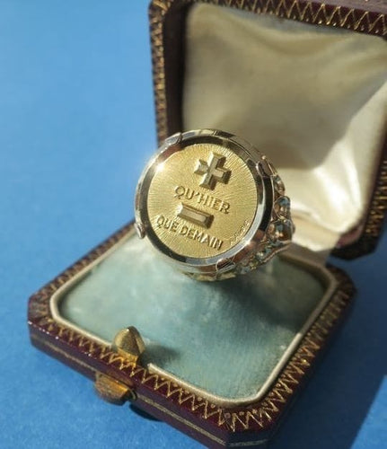 Bague 52 Augis - Bague Médaille d’Amour en or jaune 58 Facettes