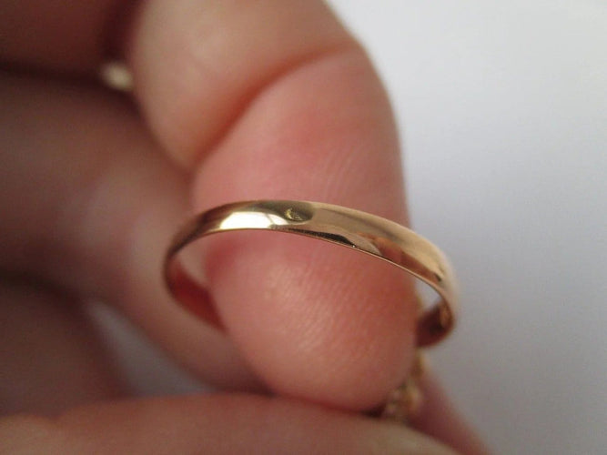 Bague 55 Bague marquise en or rose, saphir synthétique et perles 58 Facettes