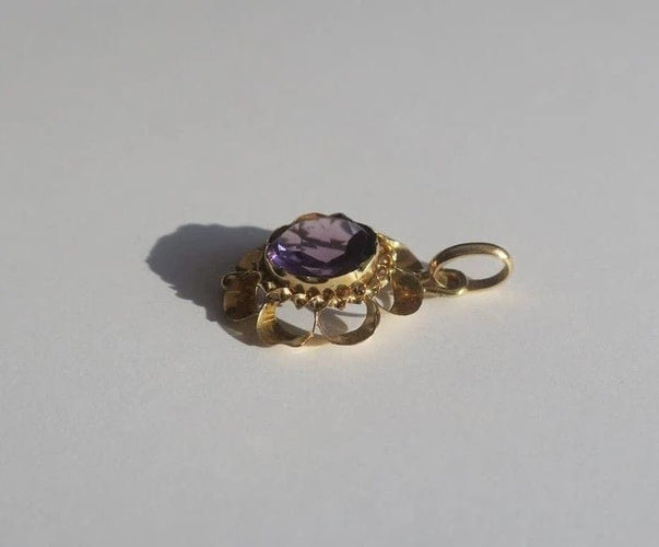 Pendentif Pendentif fleur XIXe siècle en or rose et améthyste 58 Facettes
