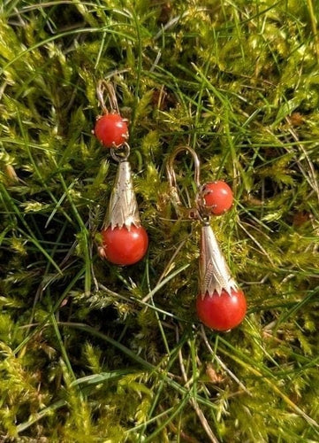 Boucles d'oreilles Boucles d’oreilles dormeuses XIXe en or rose et corail 58 Facettes