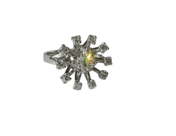 Bague 51 Bague marguerite en or blanc, platine et diamants 58 Facettes