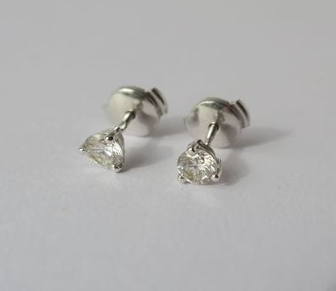 Boucles d'oreilles Boucles d'oreilles diamants 0,50 ct en or blanc 58 Facettes