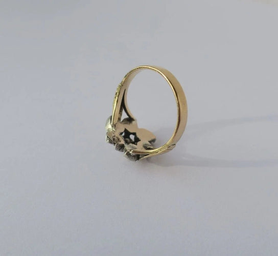 Bague 57 Bague marguerite régionale en or rose, argent et diamants 58 Facettes
