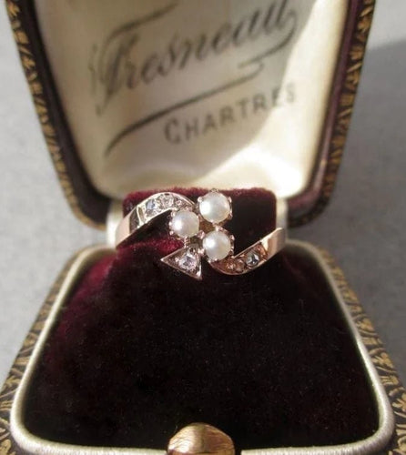 Bague 53.5 Bague XIXe trèfle en or rose, perles fines et diamants 58 Facettes