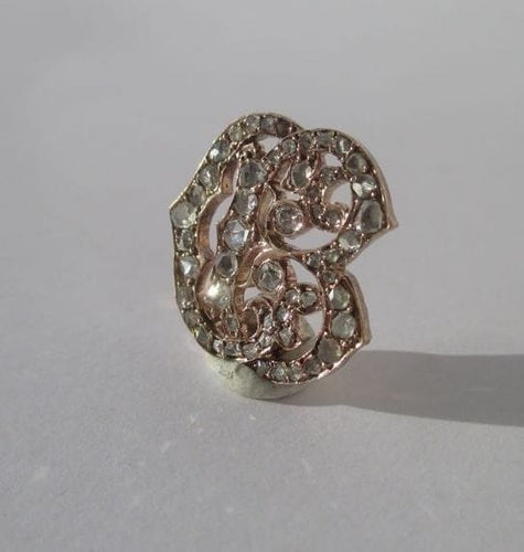 Pendentif Pendentif monogramme C B pavé de diamants en or rose 18 carats 58 Facettes