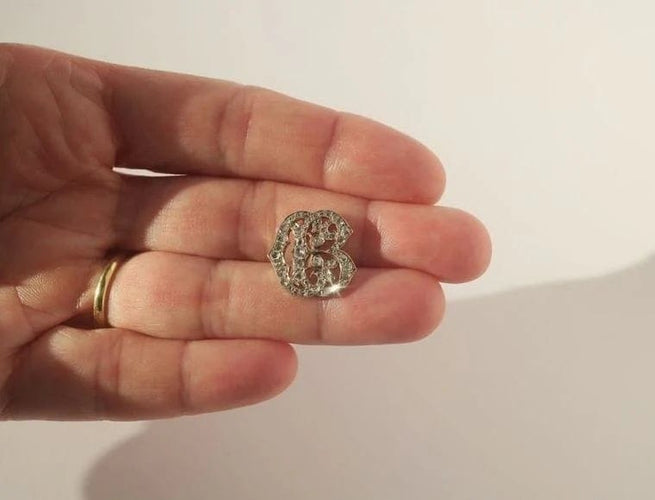 Pendentif Pendentif monogramme C B pavé de diamants en or rose 18 carats 58 Facettes