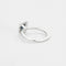 Bague 53 Bague - Solitaire entourage en or blanc avec saphir et diamants 58 Facettes