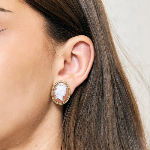 b827af95-49b8-47c3-284b-a9b4ef7d9f00