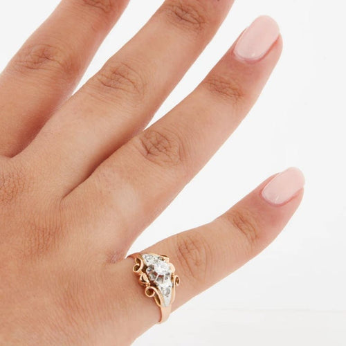 Bague 52 Bague en or rose et blanc 18 carats avec diamants 58 Facettes RÉF 11048/19