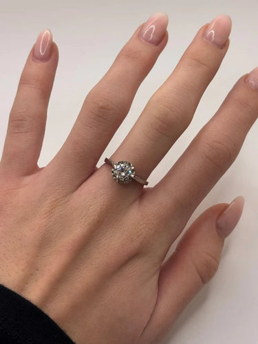 f024b652-4651-413e-2749-870784f75e00