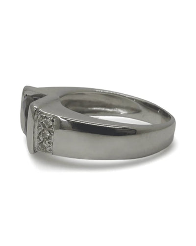 Bague 49.5 Bague en or blanc 18K sertie d’un saphir non chauffé et diamants 58 Facettes 00037801
