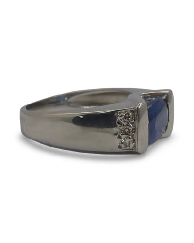 Bague 49.5 Bague en or blanc 18K sertie d’un saphir non chauffé et diamants 58 Facettes 00037801