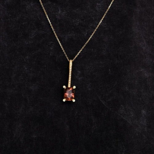 Pendentif Pendentif tourmaline rose en or jaune 18k et diamant 58 Facettes 2.157