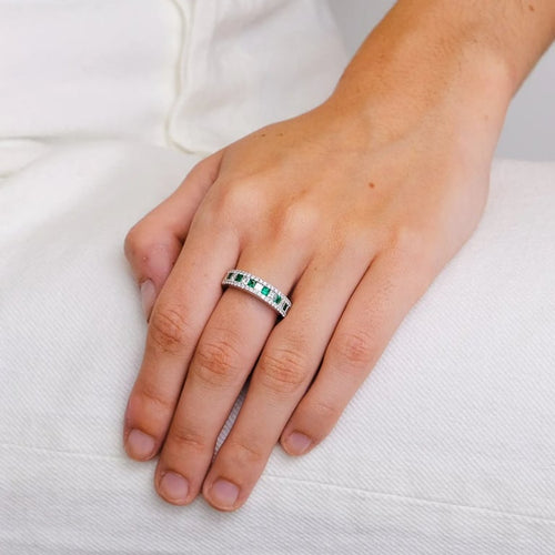 e745db8e-1efc-4e73-99fe-e1524f5d8800