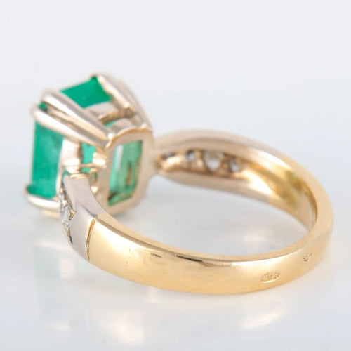 7ad19726-f1fe-4541-e07f-3405e00e1500