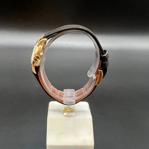 Montre Eska - Montre femme vintage automatique en or jaune 18 carats 58 Facettes