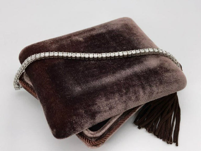 a0374a44-54ad-41be-7737-9cf8c18a0000