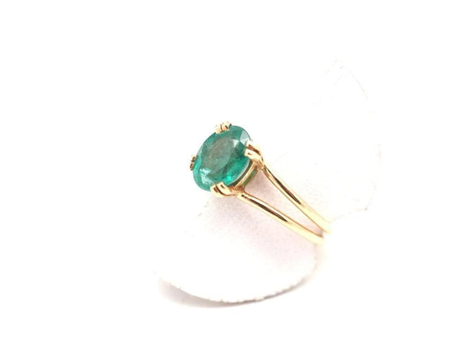 Bague 57 Bague en or jaune 750 avec émeraude 58 Facettes