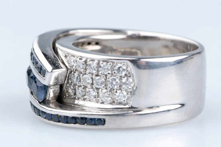 Bague 50 Bague 1,65 ct en or blanc, saphirs et diamants 58 Facettes BGADOC405-107