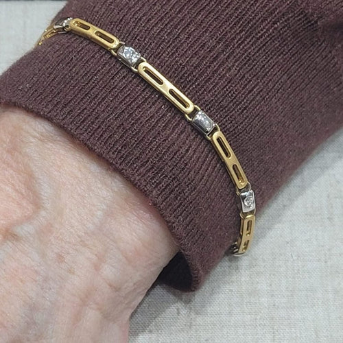 01bdfb71-07a5-4768-3013-0f760d063b00