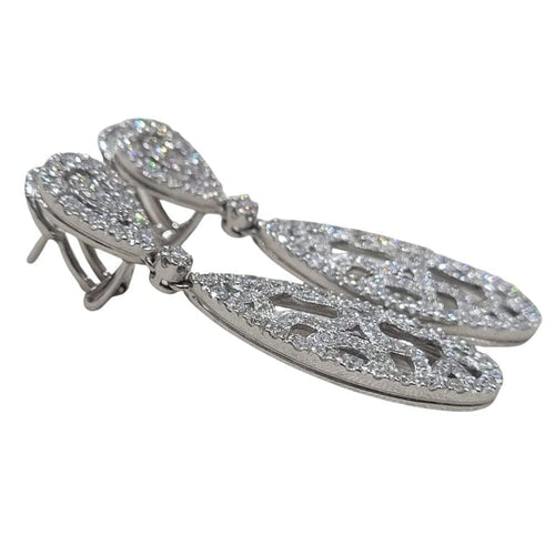 Boucles d'oreilles Boucles d'oreilles longues en or blanc 18 carats et diamants 58 Facettes P199
