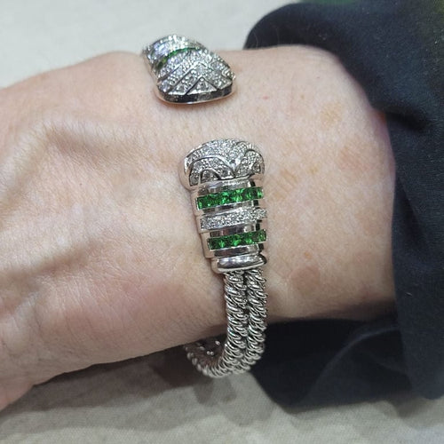 af593951-d511-43fc-9141-e92738b44300