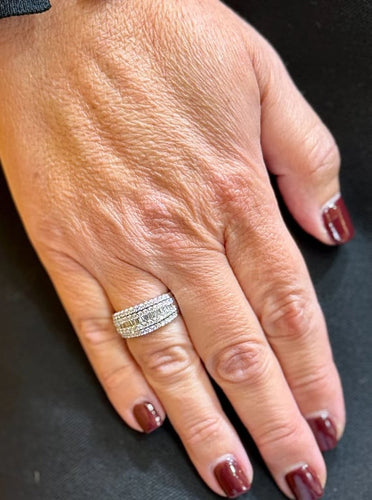 e127cd84-5827-4e1a-a7e2-6866eaa67300