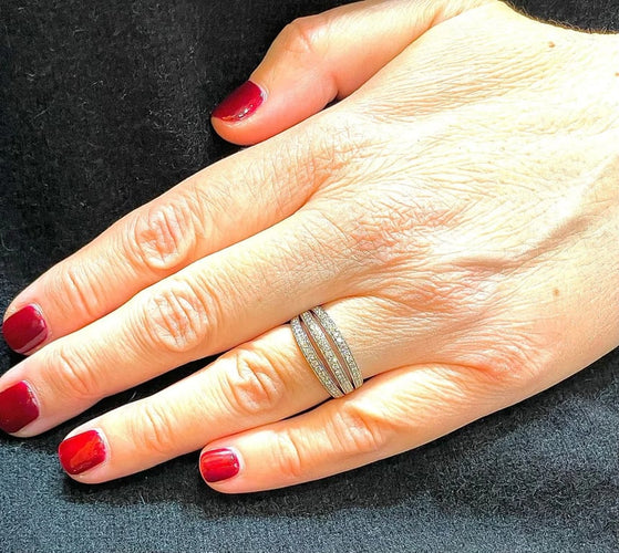 96c49f4b-62f2-4e14-9bb8-bee0558f2f00