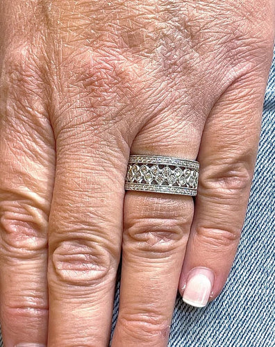 d3405401-687d-4723-6d21-8246f19d7400