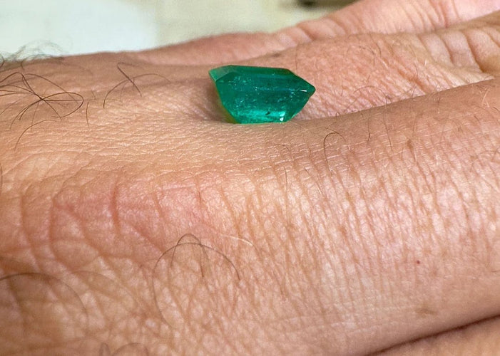 Bague Émeraude de Colombie certifiée LFG - Pierre 3,19 carats rectangulaire 58 Facettes